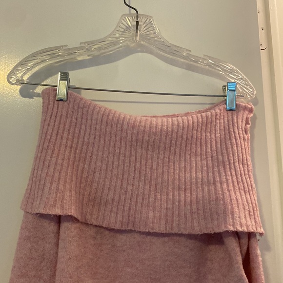SILENCE + NOISE URBAN OUTFITTERS PINK SHOULDERLESS SWEATER - Picture 4 of 8